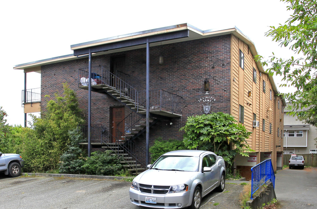 Lexington Arms Apartments in Everett, WA - Foto de edificio