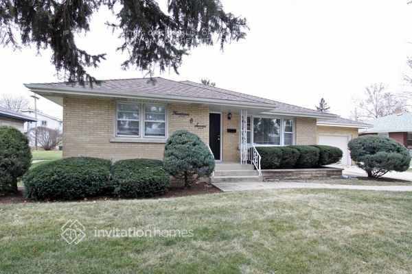1407 Highland Ave in Joliet, IL - Building Photo