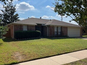 1111 Park Wind Dr in Katy, TX - Building Photo - Building Photo
