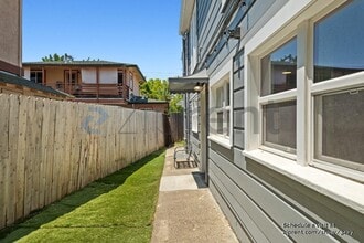 29 Mariposa Rd in San Rafael, CA - Building Photo - Building Photo