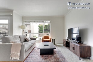 28130 Peacock Ridge Dr in Rancho Palos Verdes, CA - Building Photo