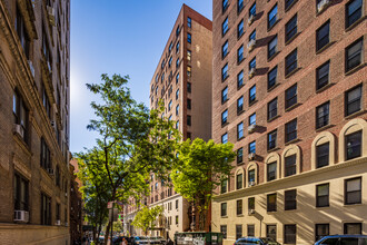 250 W 103rd St in New York, NY - Building Photo - Building Photo