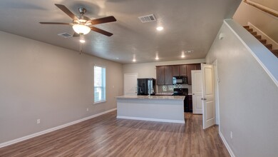 4089 Cross Park Dr in Bryan, TX - Building Photo - Building Photo