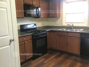 183 Queenswood Rd in Bolingbrook, IL - Building Photo - Building Photo