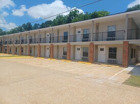 3801 Halsey St in Alexandria, LA - Building Photo