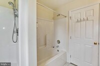 512 St Mary St photo'