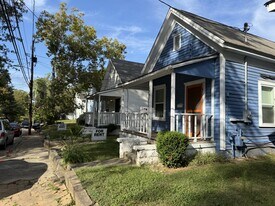 1001 Curran St NW in Atlanta, GA - Building Photo