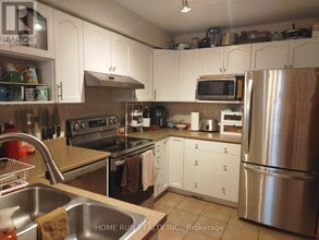 131 Braddock Private in Ottawa, ON - Building Photo - Building Photo