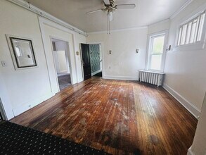 333 W 6th St, Unit Unit#1-First Floor in Erie, PA - Building Photo - Building Photo