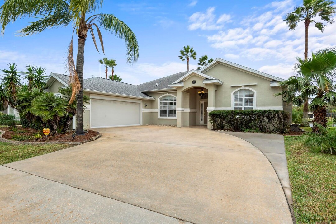 26 Cochise Ct in Palm Coast, FL - Building Photo