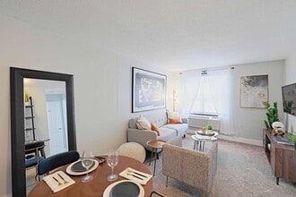 1505 N Peoria Ave in Peoria, IL - Building Photo - Building Photo