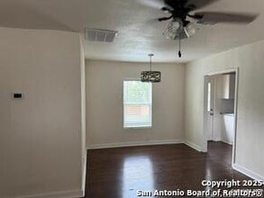 230 Conway Dr in San Antonio, TX - Building Photo - Building Photo