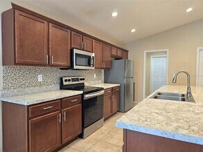 1022 Rivershore Ave in Lakeland, FL - Building Photo - Building Photo