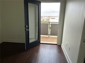 726 E Emma Ave in Springdale, AR - Building Photo - Building Photo