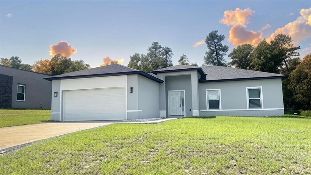 13751 SW 43rd Cir in Ocala, FL - Foto de edificio