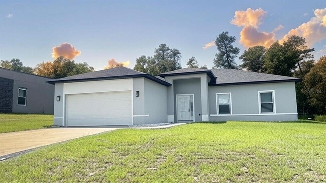 property at 13751 SW 43rd Cir