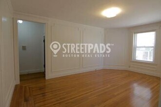 90 Maple St in Malden, MA - Building Photo - Building Photo
