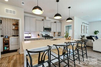 15813 Capps Rd in Charlotte, NC - Building Photo - Building Photo