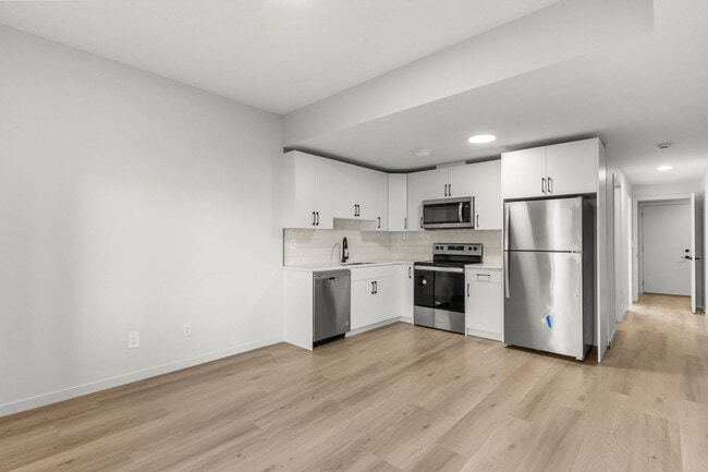 73 Westwind Dr in Spruce Grove, AB - Building Photo - Building Photo