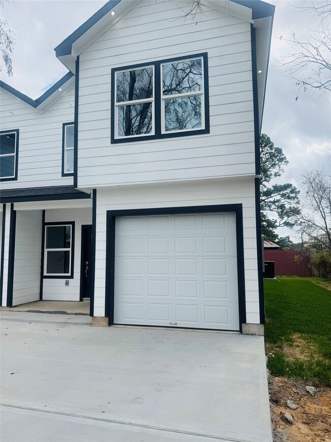 2622 Metcalf St in Houston, TX - Building Photo - Building Photo