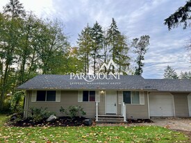 13025 94th Ave NW in Gig Harbor, WA - Building Photo