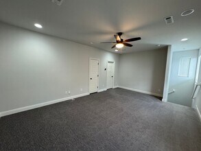 2307 SW Hampton Ave in Bentonville, AR - Building Photo - Building Photo