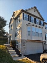 2670 Sultan Supreme Way in York, PA - Building Photo
