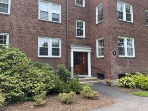217 Prospect Ave in Cranford, NJ - Building Photo - Building Photo