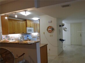 7070 Fairway Bend Ln in Sarasota, FL - Building Photo - Building Photo