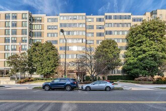 1711 Massachusetts Ave NW in Washington, DC - Building Photo - Building Photo