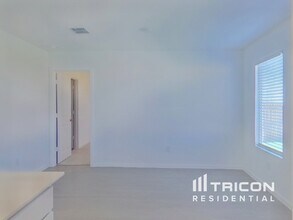 3028 Yellow Pne Ave in Fort Worth, TX - Building Photo - Building Photo