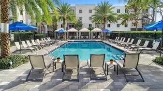 1240 NE 24th St in Wilton Manors, FL - Building Photo