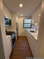 1200 Massachusetts Ave, Unit 114 in Cambridge, MA - Building Photo