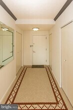 20930 Valley Forge Cir in King of Prussia, PA - Building Photo - Building Photo