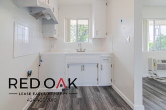 10920 Ramona Blvd in El Monte, CA - Building Photo - Building Photo