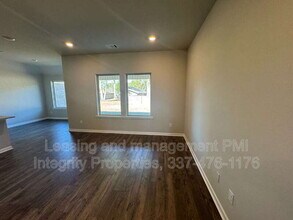 331 White Pine Dr in Lafayette, LA - Building Photo - Building Photo