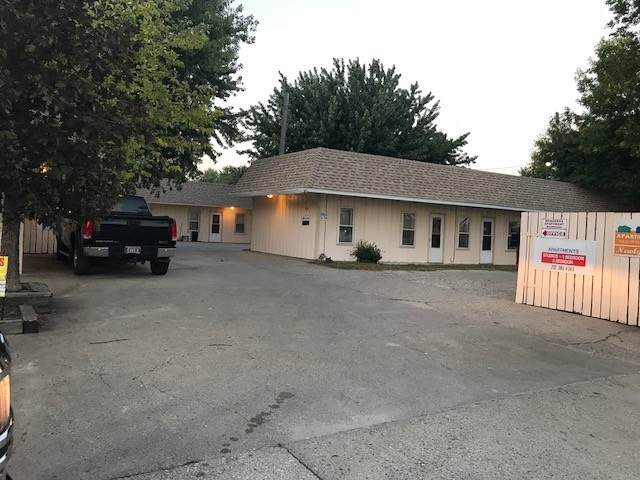 East End Apartments in Denison, IA - Building Photo