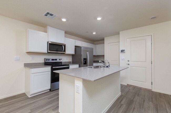 4997 Chapin Mesa Ave in Enterprise, NV - Building Photo - Building Photo