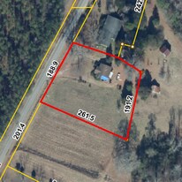 1323 Martin Town Rd in Ninety Six, SC - Building Photo