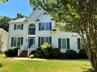 16012 Hampton Glen Ln in Chesterfield, VA - Building Photo - Building Photo