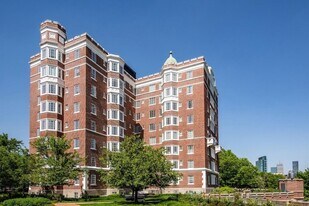 20 Chapel St, Unit A410 in Brookline, MA - Building Photo
