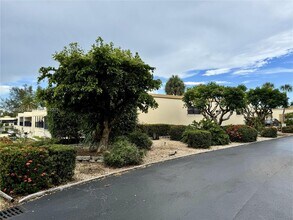 6950 Sharpecroft Ct in Miami Lakes, FL - Building Photo - Building Photo