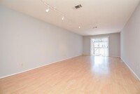 13026 Trail Hollow Dr in Houston, TX - Building Photo - Building Photo