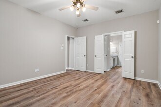 151 E Greenhill Terrace Pl in Spring, TX - Building Photo - Building Photo