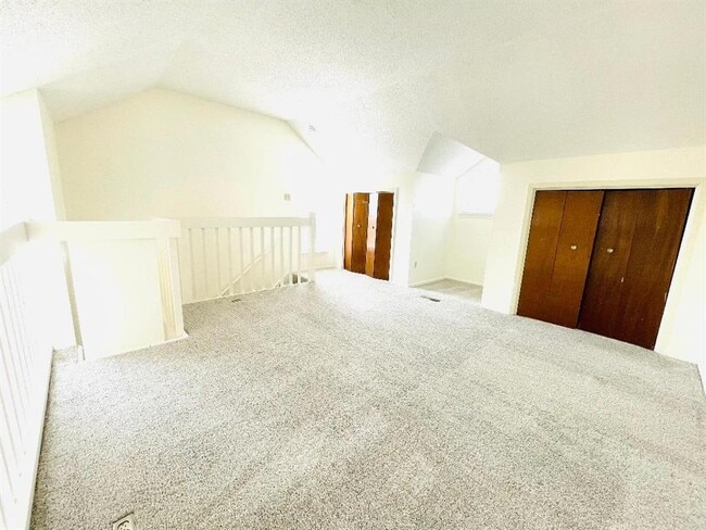 5608 Cougar Dr in Austin, TX - Building Photo - Building Photo