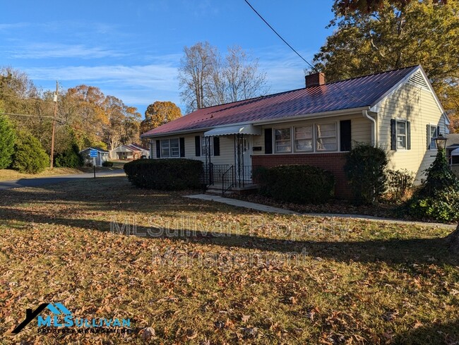 500 N Wilba Rd in Mebane, NC - Building Photo - Building Photo