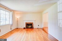 4608 Braeburn Dr in Fairfax, VA - Building Photo - Building Photo