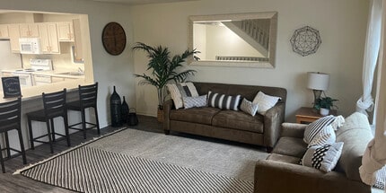 Copper Beech Town Homes in Clovis, CA - Foto de edificio - Building Photo