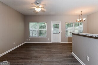 5078 Windsor Forrest Ln in College Park, GA - Building Photo - Building Photo