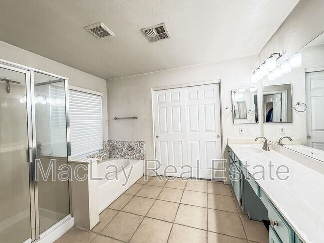 5057 E Delta Ave in Mesa, AZ - Building Photo - Building Photo